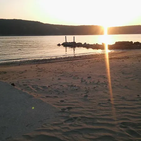 Sladana דירה Kampor