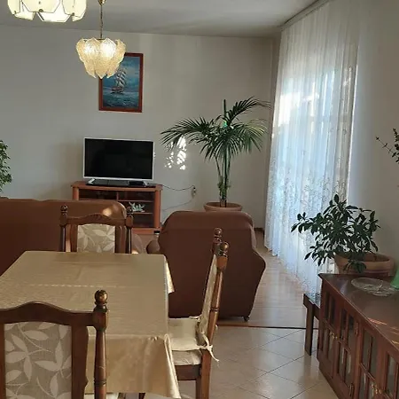 Apartment Sladana Kampor